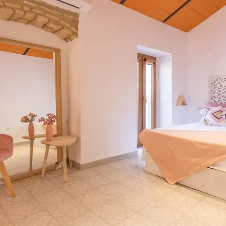 Miguel De Cervantes Centro * 科爾多瓦