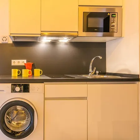 Miguel De Cervantes Centro * 科爾多瓦