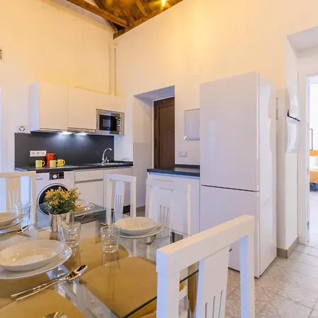 Miguel De Cervantes Centro *