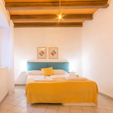 Miguel De Cervantes Centro *