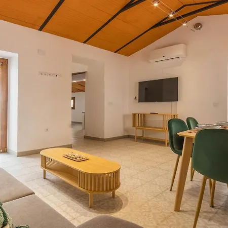 Miguel De Cervantes Centro Cordoba