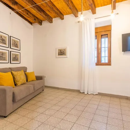 Miguel De Cervantes Centro Apartment