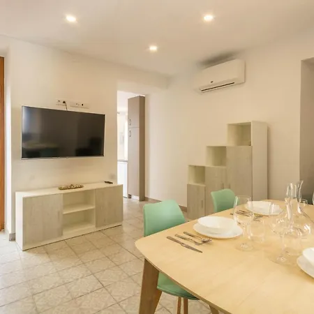 Miguel De Cervantes Centro * Cordova