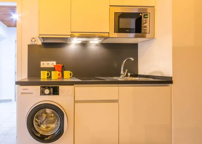 Miguel De Cervantes Centro * 科爾多瓦